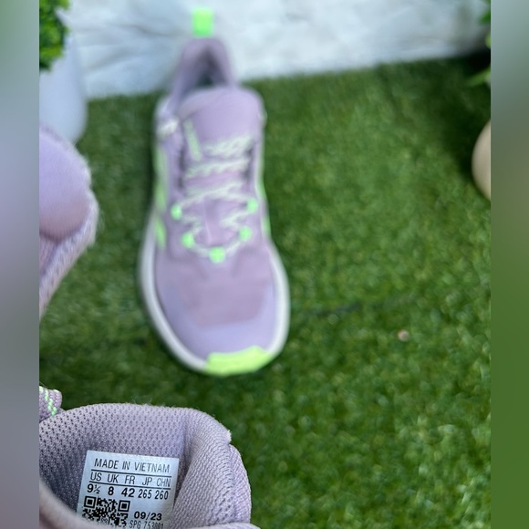 ADIDAS Terrex Free Hiker (Women)
Fig/ Green Spark/ Charcoal 9.5 gently used - Picture 14 of 16